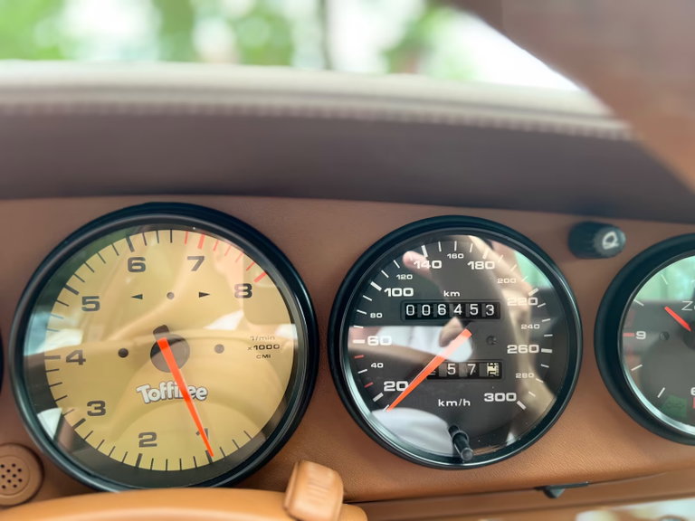 Porsche 964 Carrera 2