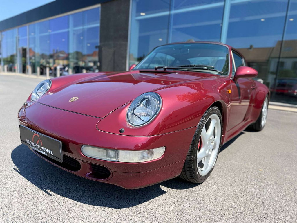 Porsche 993 Carrera 4S