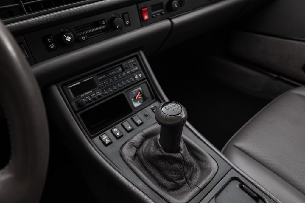 Porsche 968