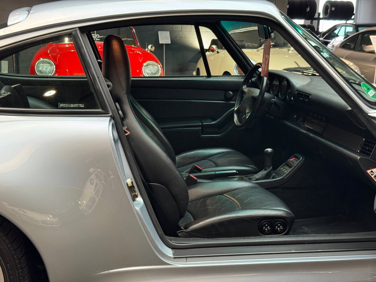 Porsche 993 Carrera 4S