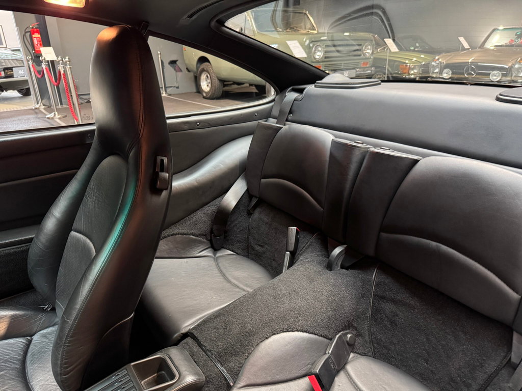 Porsche 993 Carrera 4S
