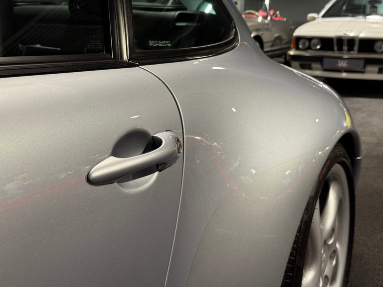 Porsche 993 Carrera 4S