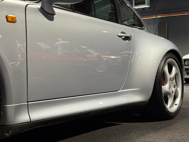 Porsche 993 Carrera 4S