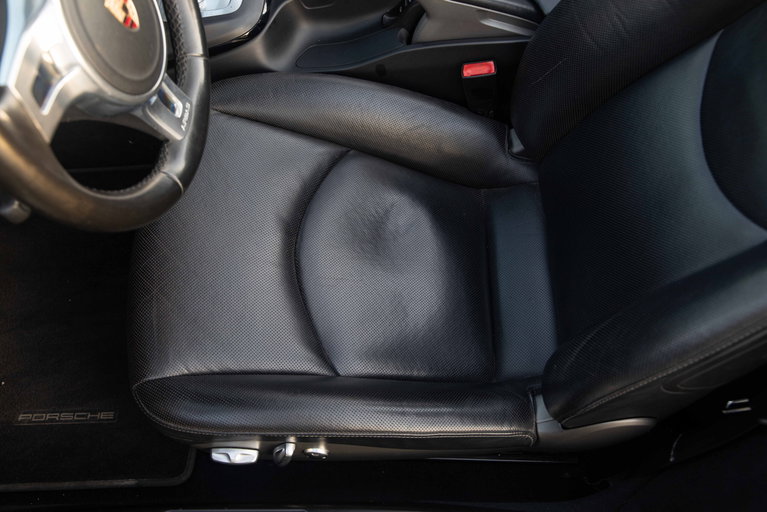 Porsche 987 Boxster S Black Edition