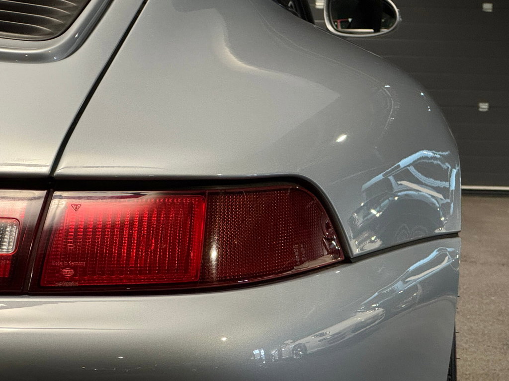 Porsche 993 Carrera 4S