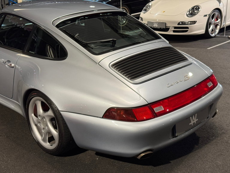 Porsche 993 Carrera 4S