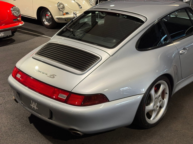 Porsche 993 Carrera 4S