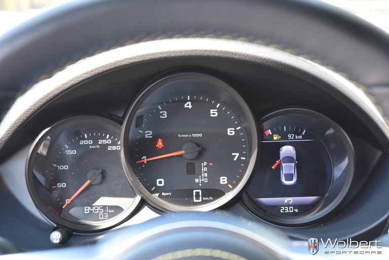 Porsche 718 Cayman