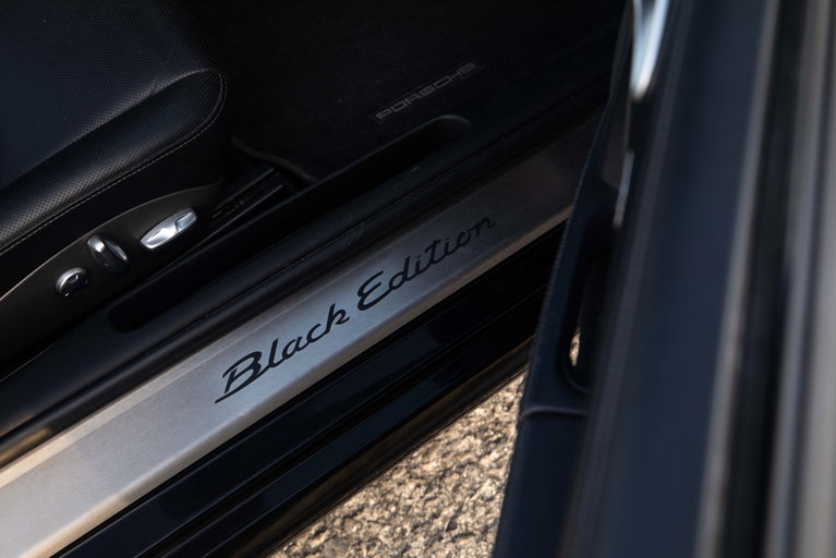Porsche 987 Boxster S Black Edition