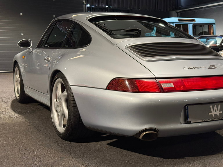 Porsche 993 Carrera 4S
