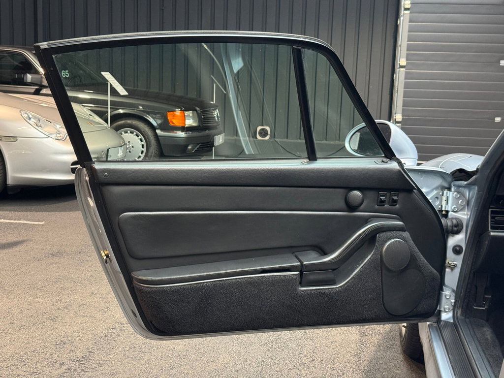 Porsche 993 Carrera 4S