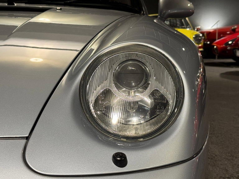 Porsche 993 Carrera 4S