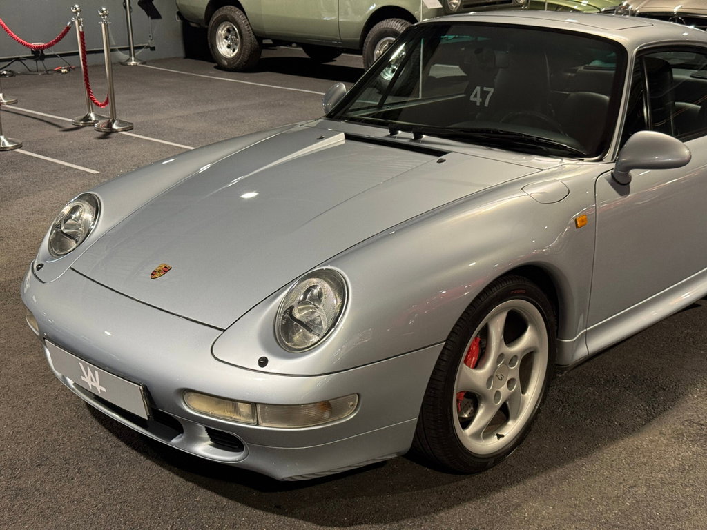 Porsche 993 Carrera 4S