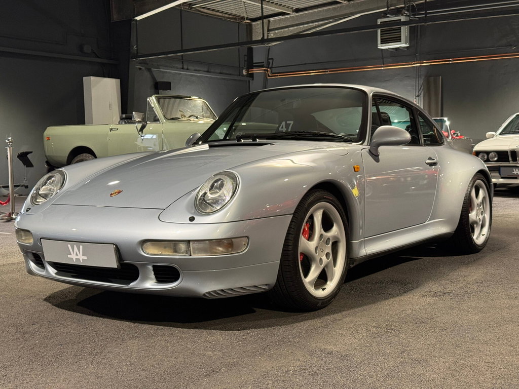 Porsche 993 Carrera 4S