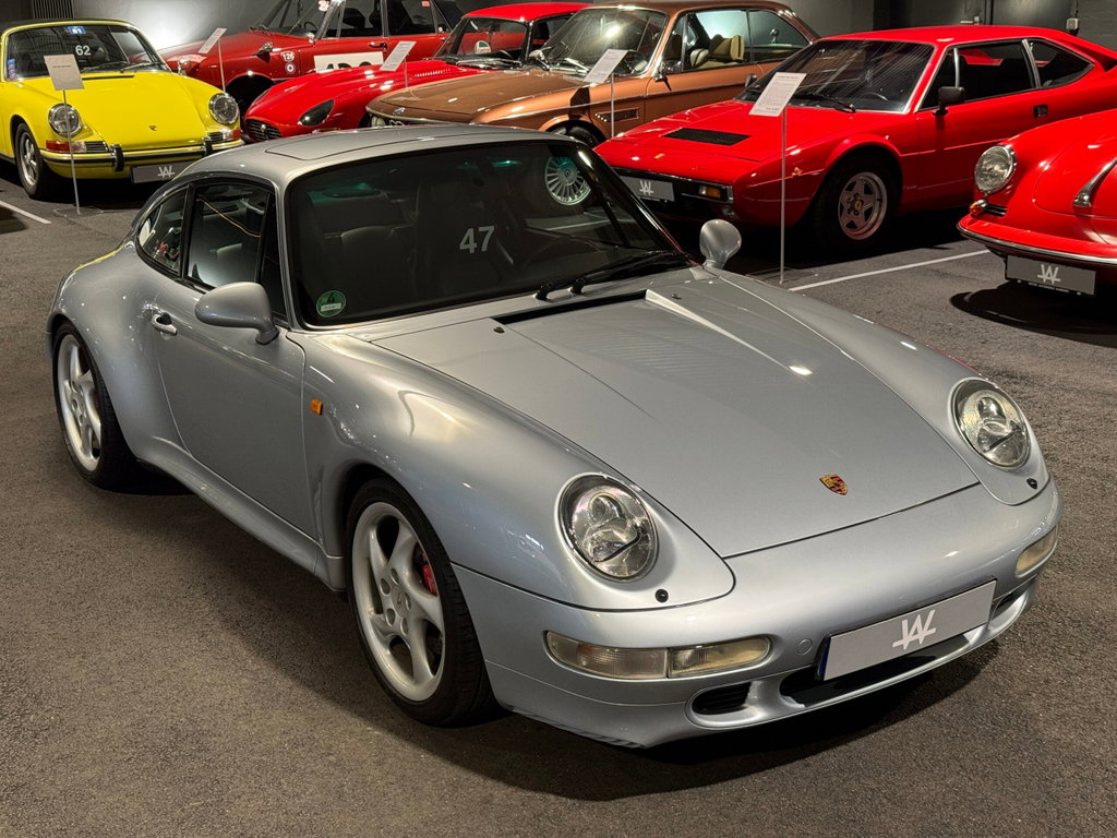 Porsche 993 Carrera 4S