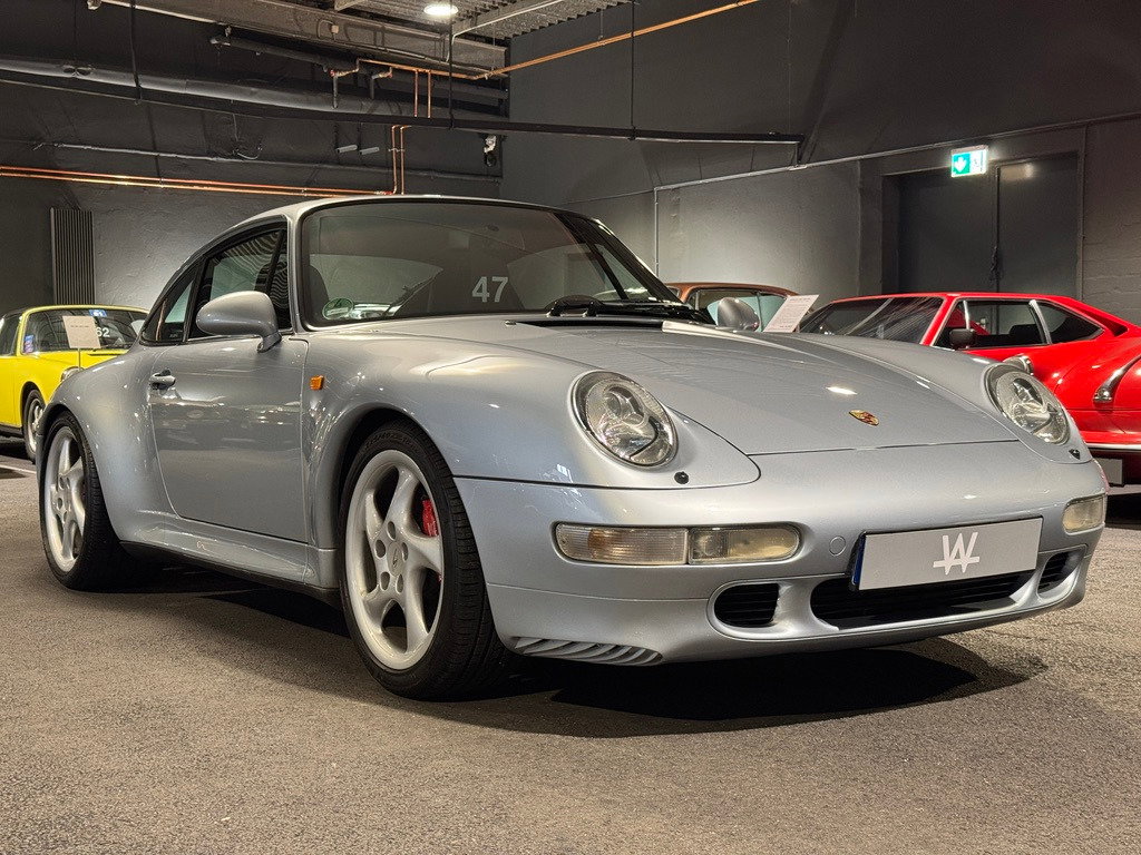 Porsche 993 Carrera 4S