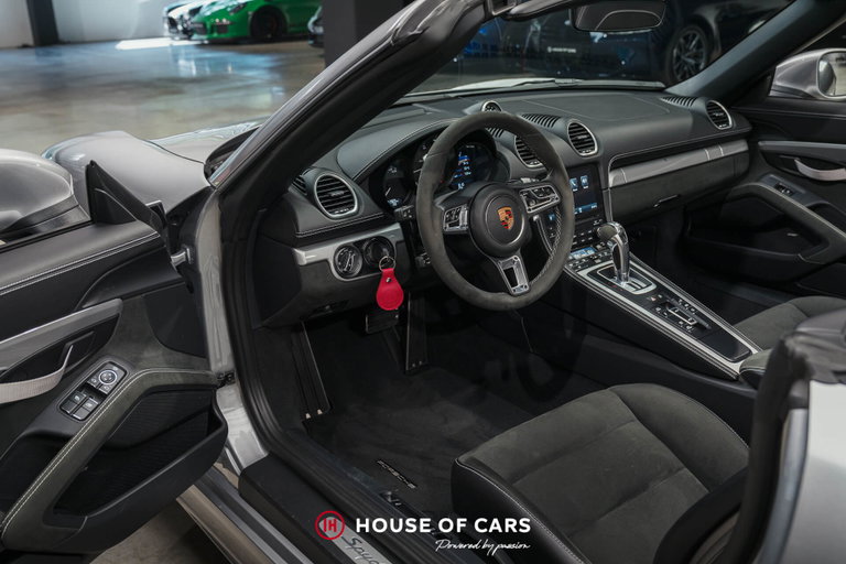 Porsche 718 Spyder