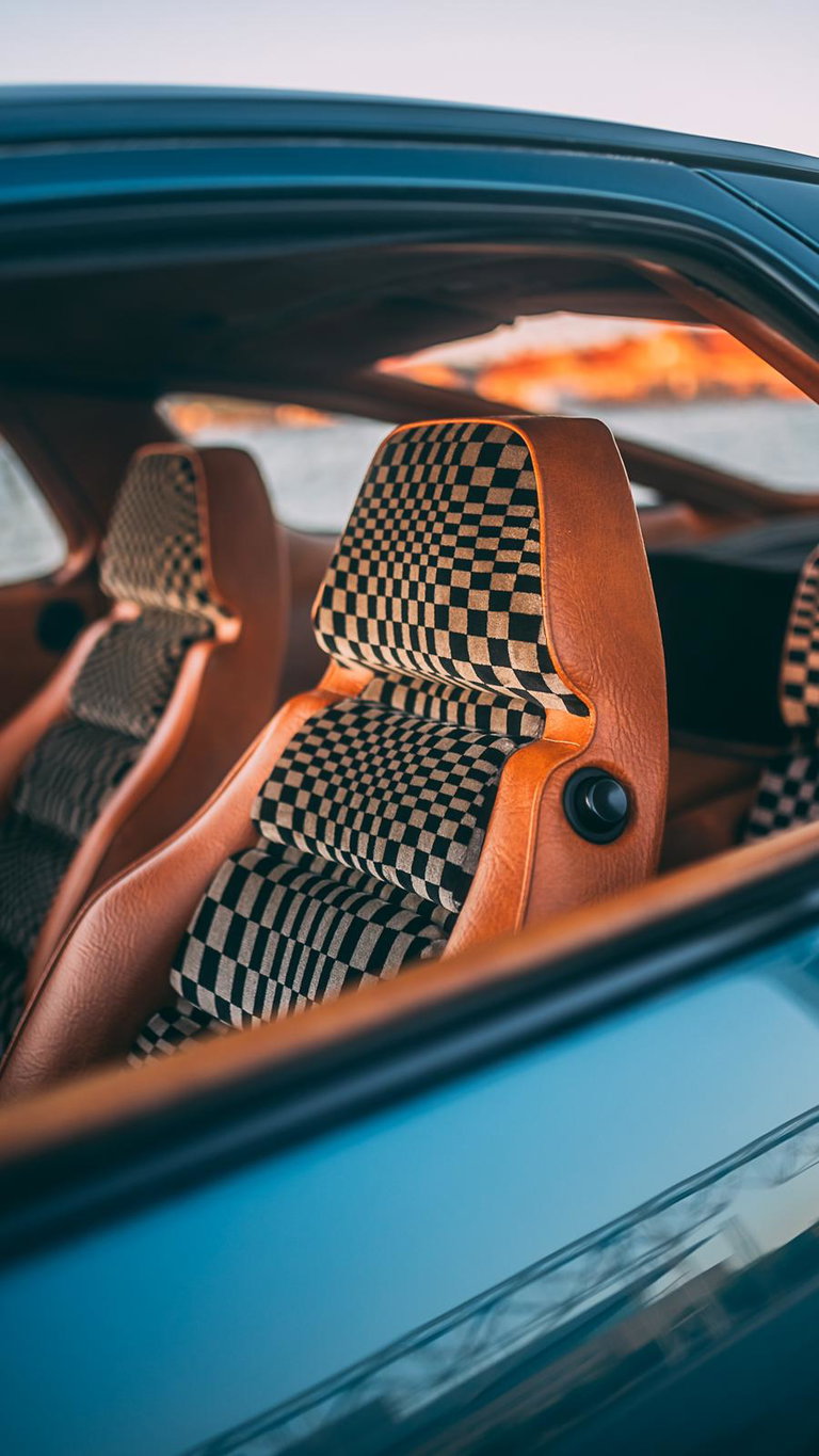 Porsche 928