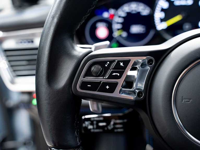 Porsche Panamera Turbo S E-Hybrid
