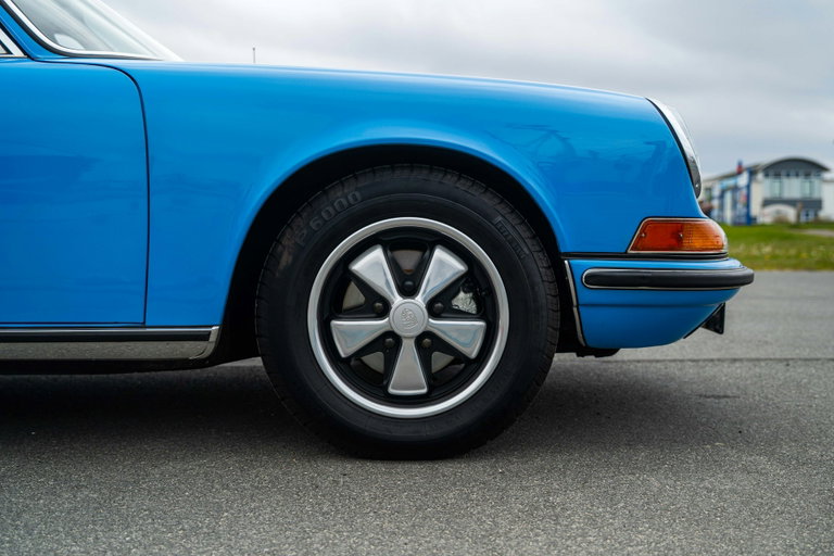 Porsche 911 T