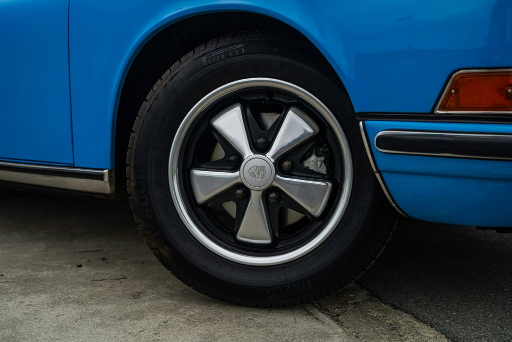Porsche 911 T