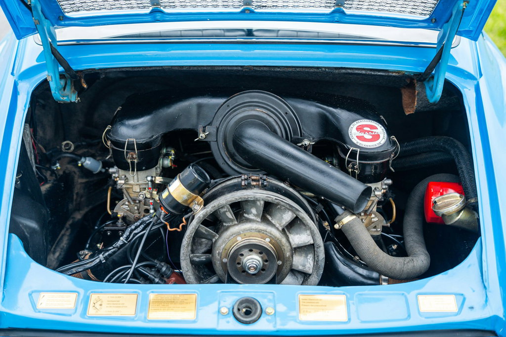 Porsche 911 T