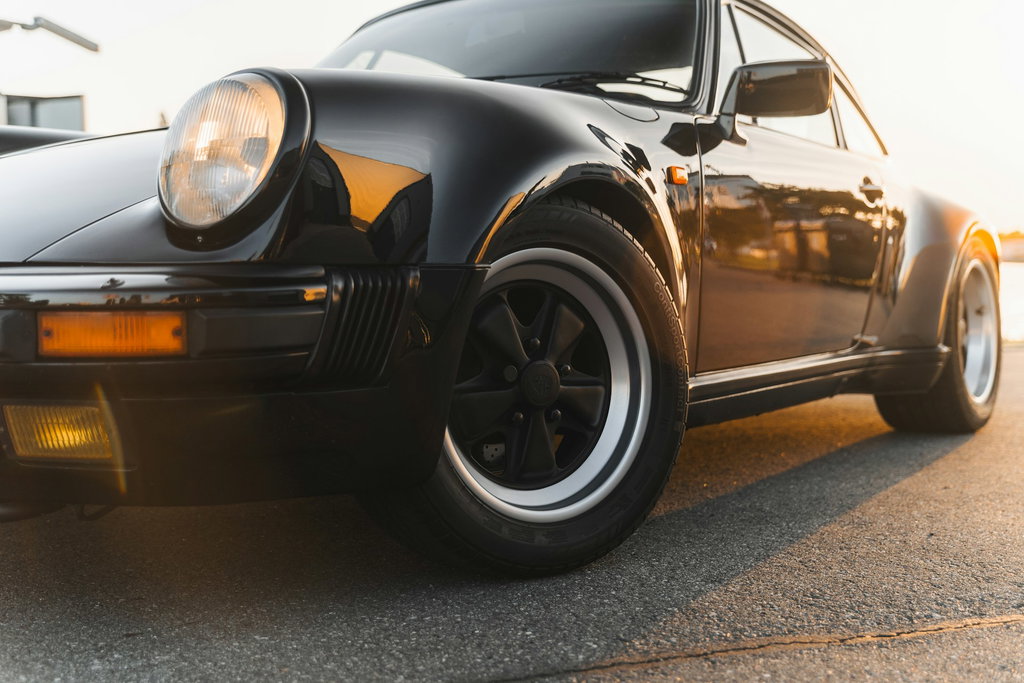Porsche 911 Carrera 3.2 WTL