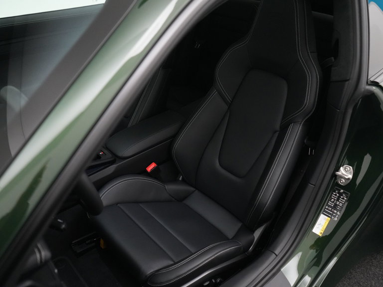 Porsche 992.2 Carrera GTS