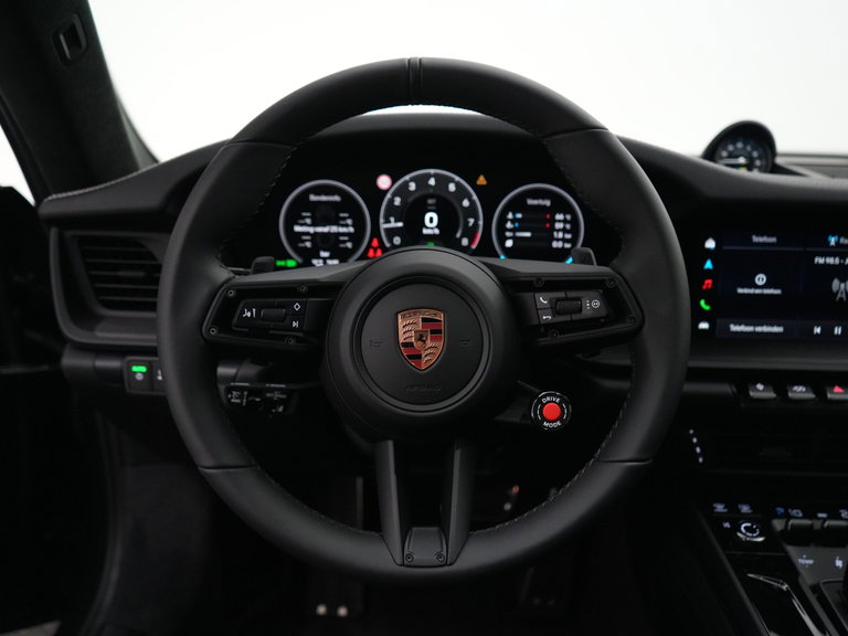 Porsche 992.2 Carrera GTS