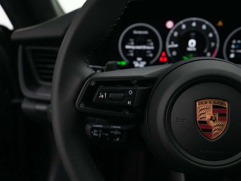 Porsche 992.2 Carrera GTS