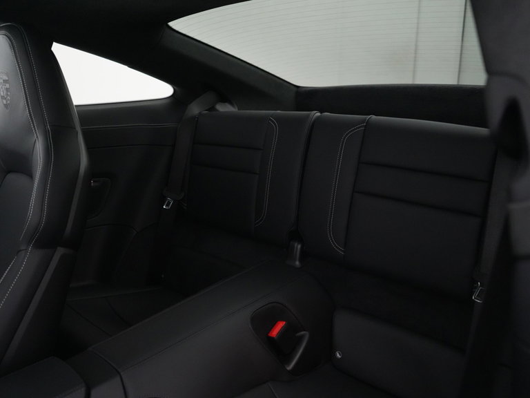 Porsche 992.2 Carrera GTS