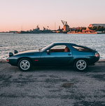 Porsche 928