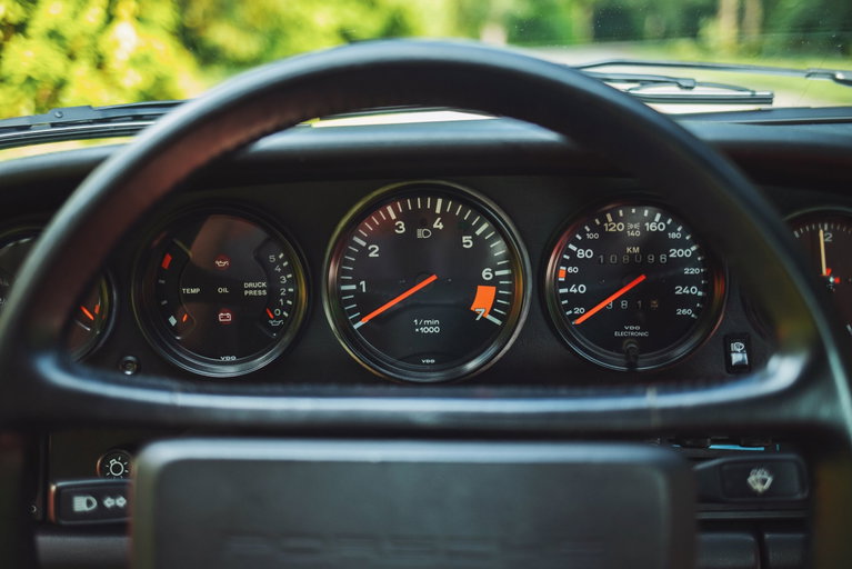 Porsche 911 Carrera 3.2