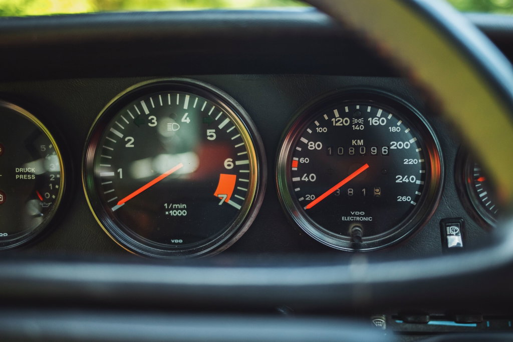 Porsche 911 Carrera 3.2