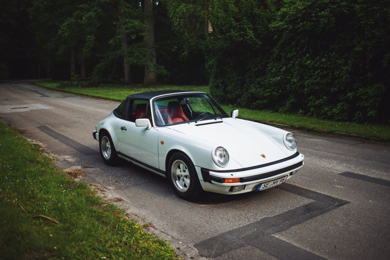 Porsche 911 Carrera 3.2