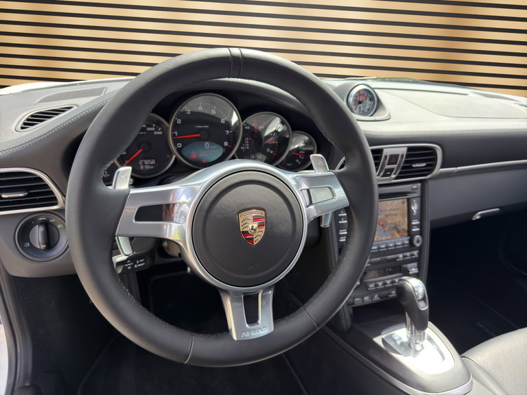 Porsche 997.2 Carrera GTS