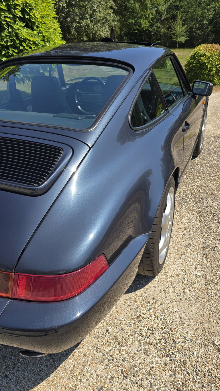 Porsche 964 Carrera 4
