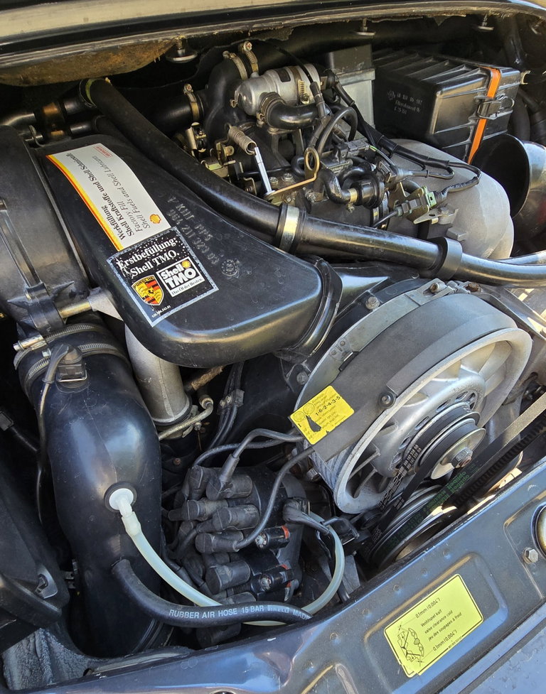 Porsche 964 Carrera 4