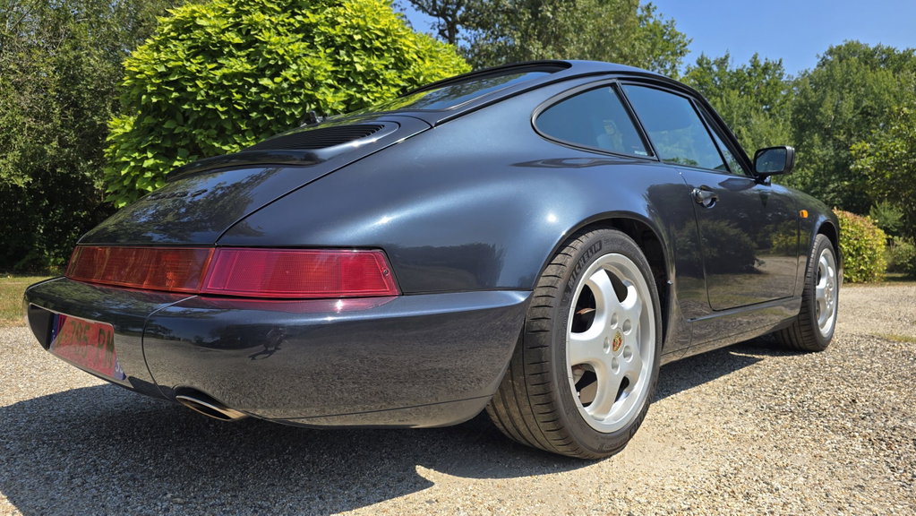 Porsche 964 Carrera 4