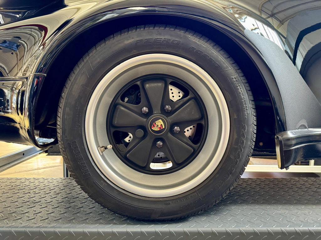 Porsche 911 Carrera 3.2 WTL