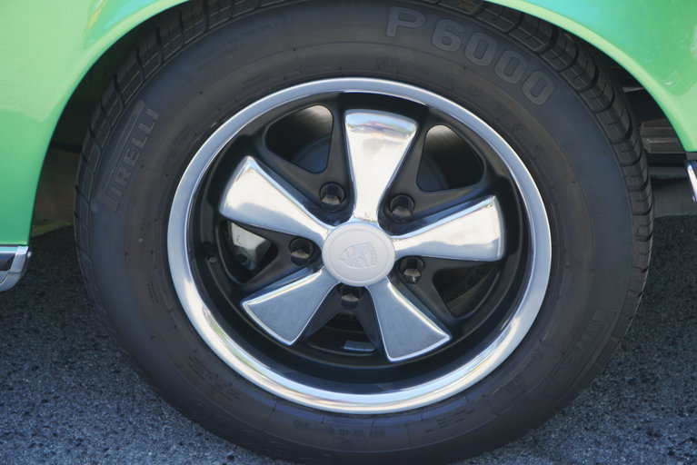 Porsche 911 E