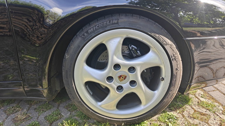 Porsche 993 Carrera