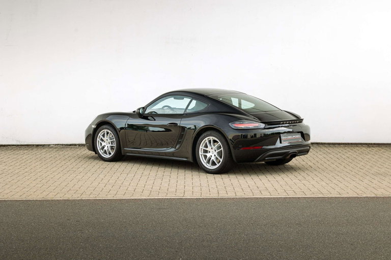 Porsche 718 Cayman