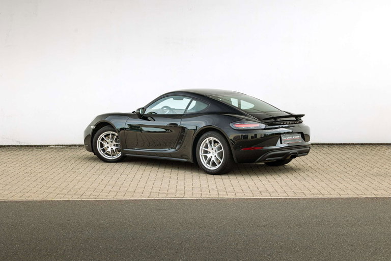 Porsche 718 Cayman