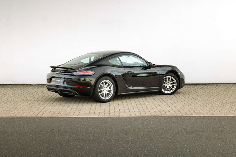 Porsche 718 Cayman