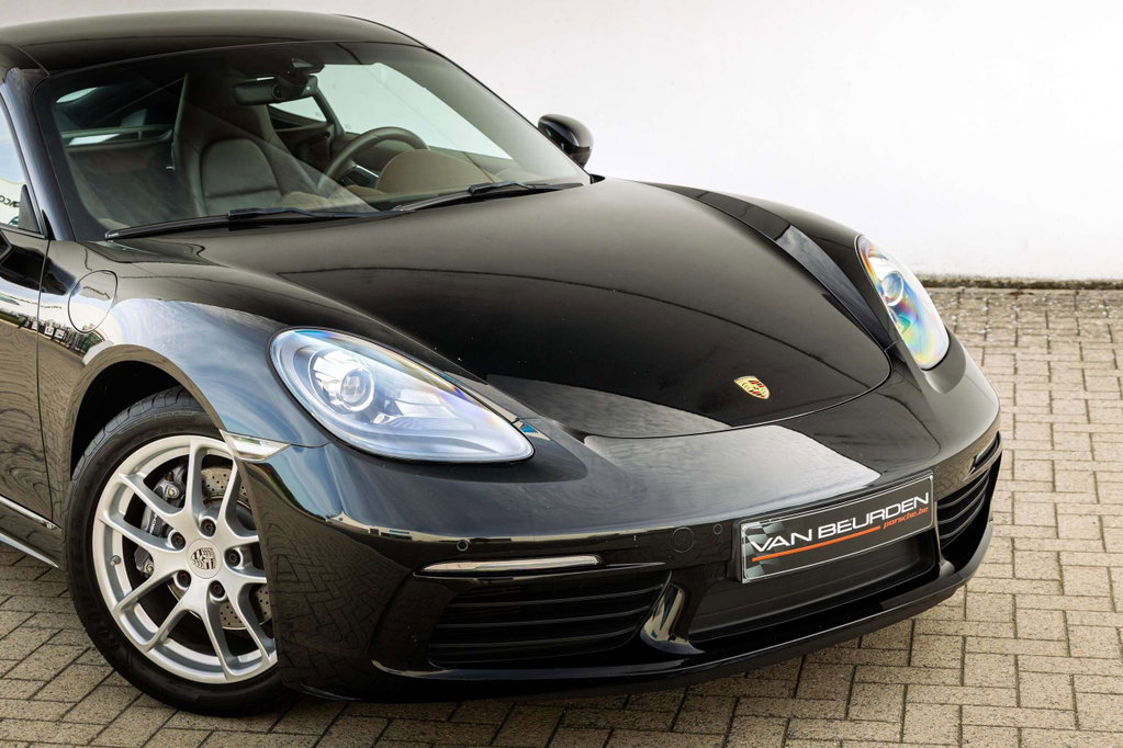 Porsche 718 Cayman