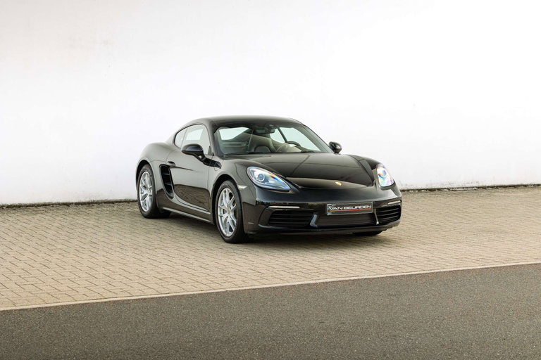 Porsche 718 Cayman