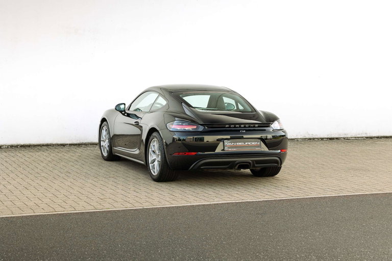Porsche 718 Cayman