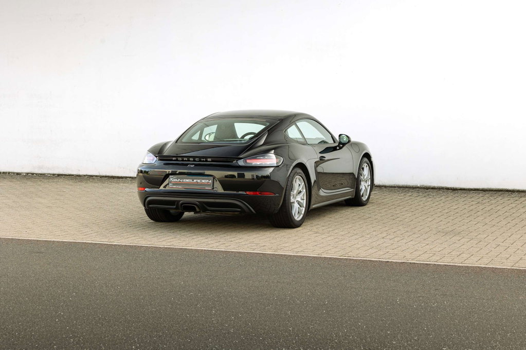 Porsche 718 Cayman