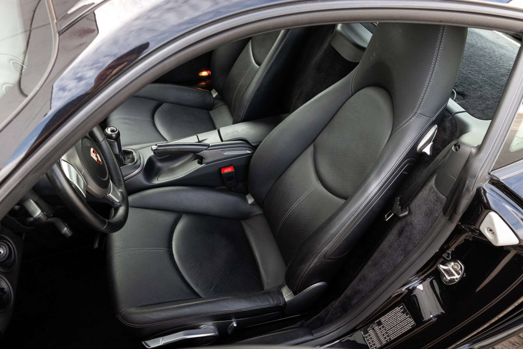 Porsche 987 Cayman